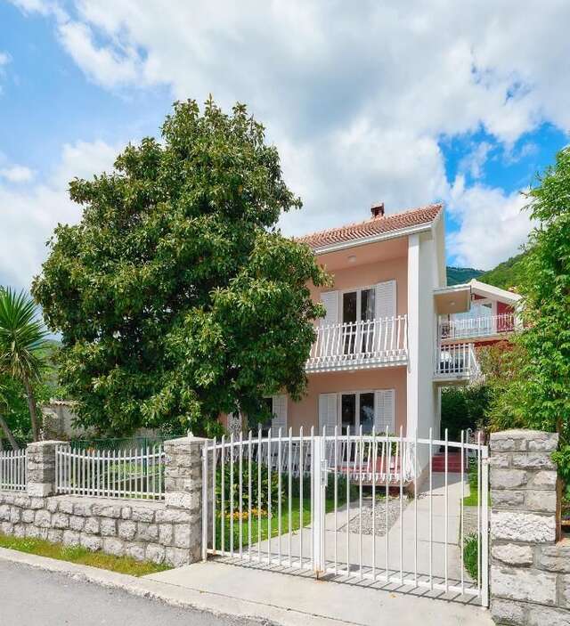 Виллы Vila Magnolia Биела-68